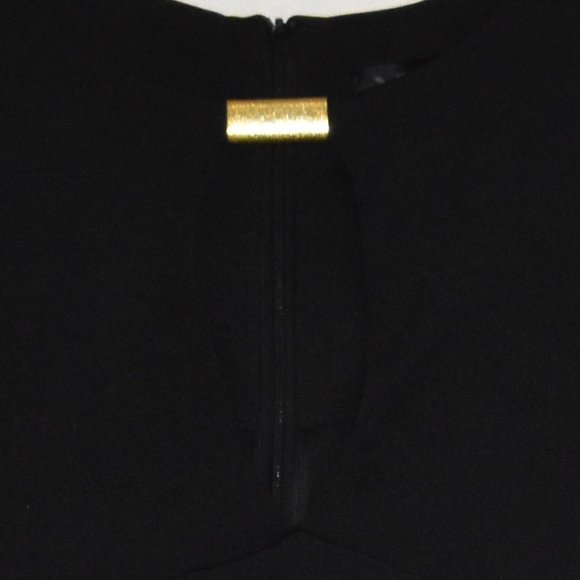 KARDASIAN BLACK KEYHOLE DRESS - Picture 3 of 4